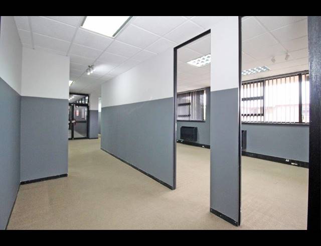 476M² BUILDING TO LET IN SUNNYSIDE